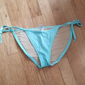 Gap body bottom